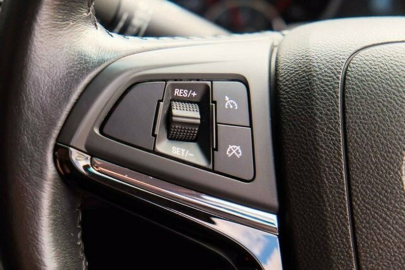 2015 HOLDEN COMMODORE SV6 VF II