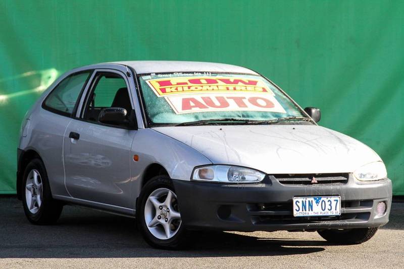 2003 MITSUBISHI MIRAGE CE