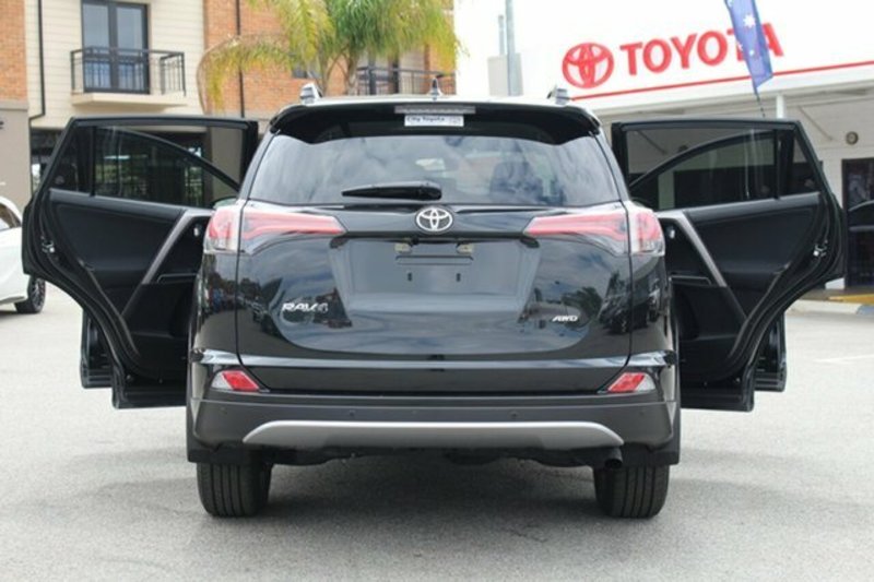 2017 TOYOTA RAV4 GXL (4x4) ASA44R MY17