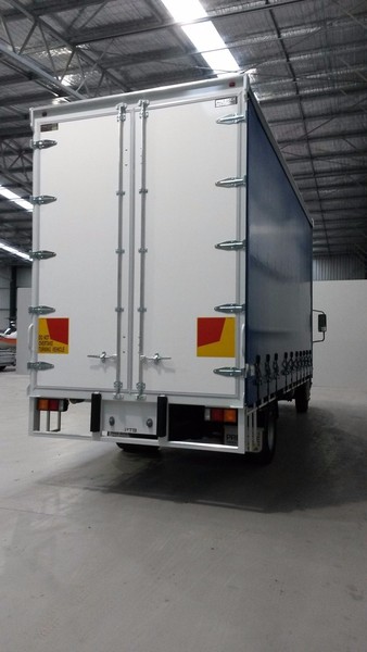2017 FUSO Fighter 1424 Fighter 1424 Truck