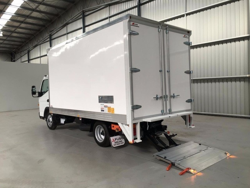 2016 FUSO Canter 515 METROLite Canter 515 Truck