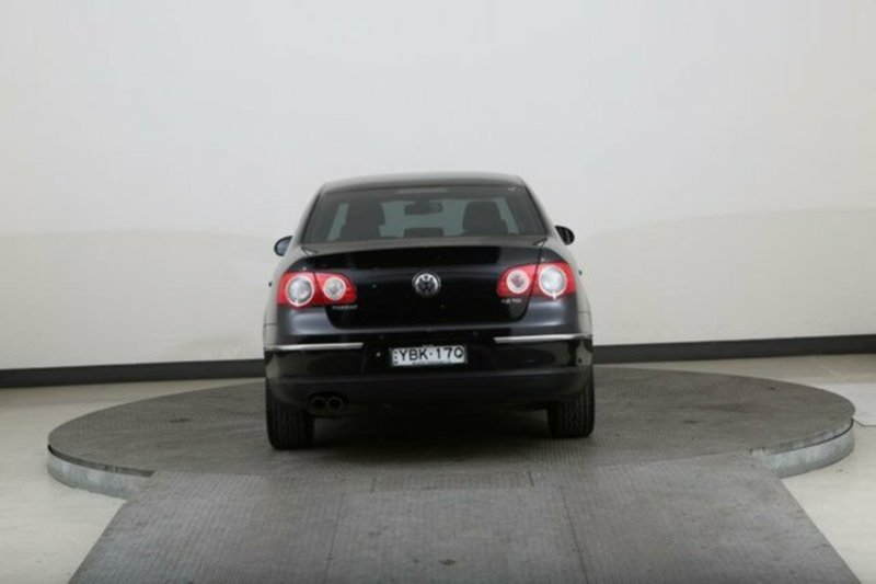 2010 VOLKSWAGEN PASSAT 125 TDI 3C MY10