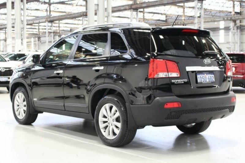 2011 KIA SORENTO PLATINUM (4x4) XM MY11