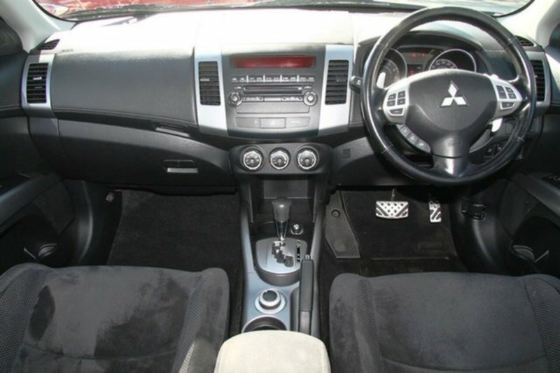 2009 MITSUBISHI OUTLANDER XLS ZG MY09