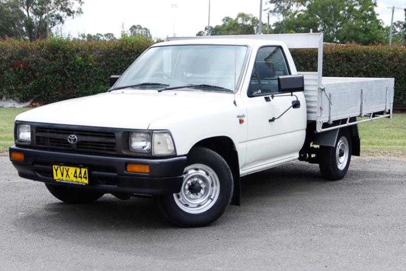 1996 TOYOTA HILUX RN85R