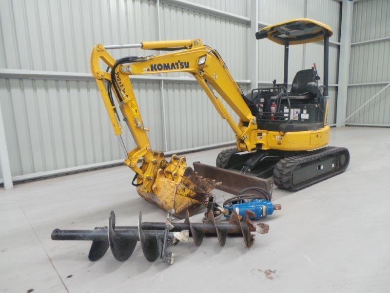 2011 KOMATSU PC27MR- 3