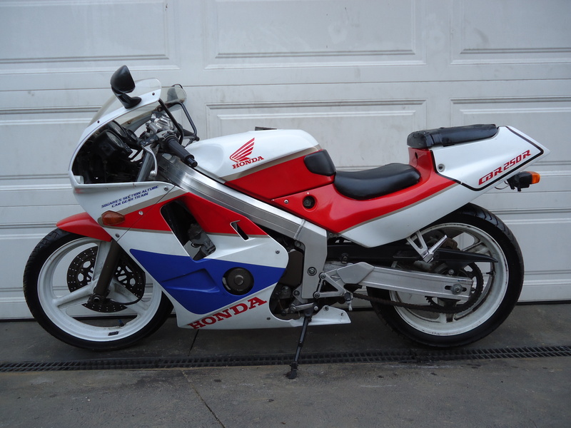 1988 HONDA CBR 250R (MC19)