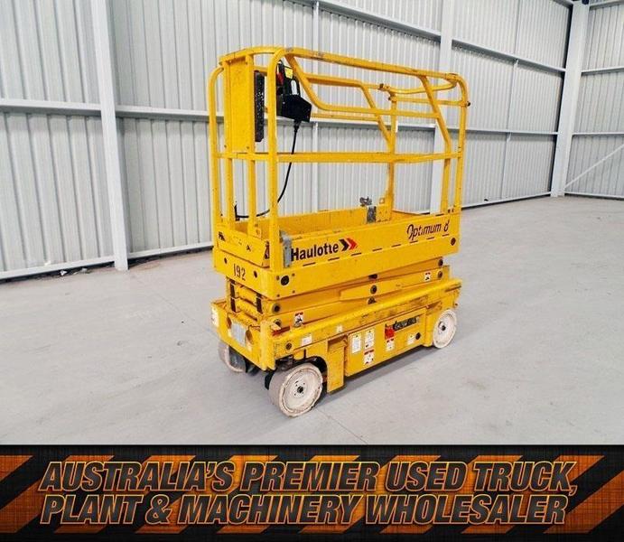 2007 HAULOTTE OPTIMUM 8 NARROW SCISSOR LIFT