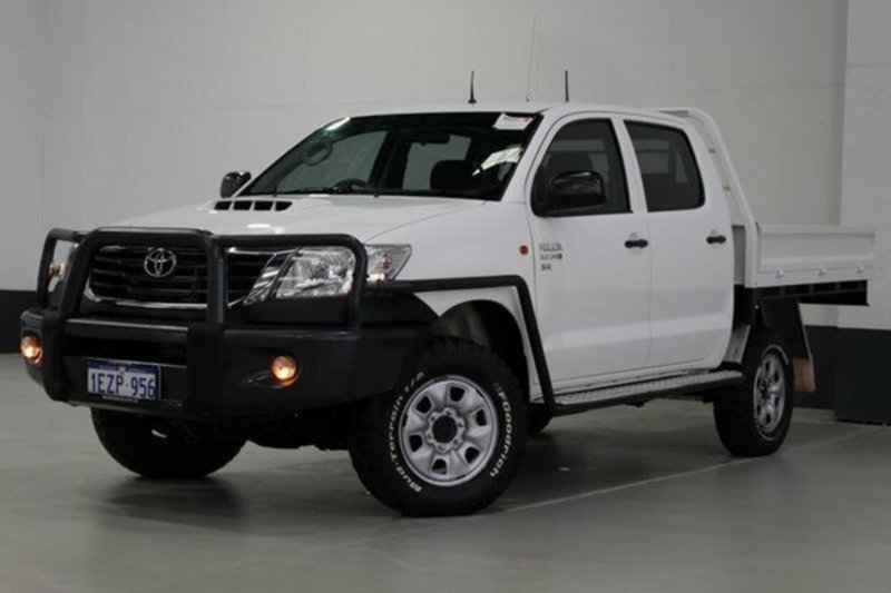 2013 TOYOTA HILUX SR (4x4) KUN26R MY12