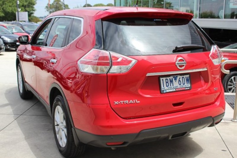 2014 NISSAN X-TRAIL ST T32
