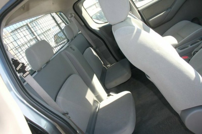 2010 NISSAN NAVARA ST-X (4x4) D40