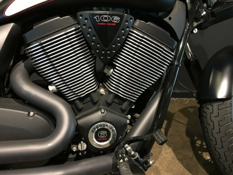 2012 VICTORY 1700CC HIGHBALL MY12