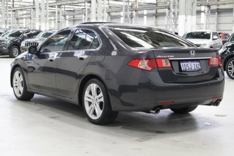 2011 HONDA ACCORD EURO LUXURY 10 MY12