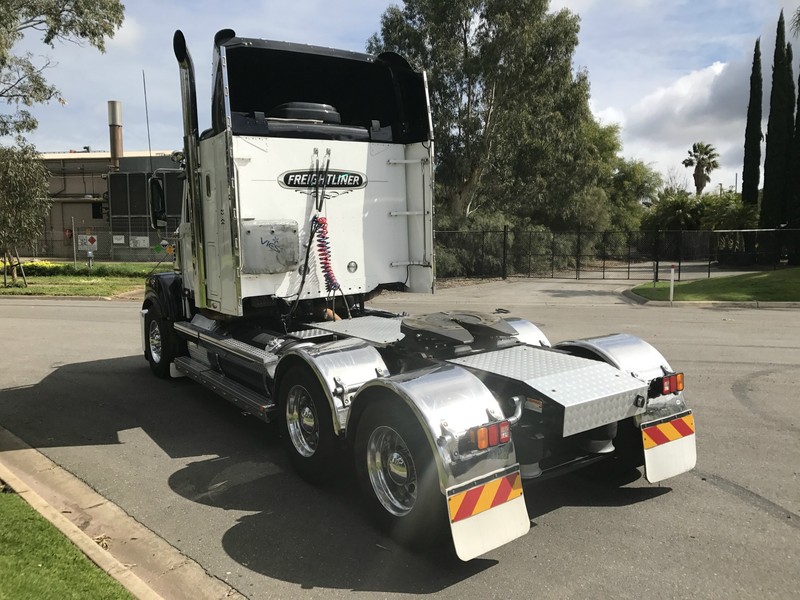 2014 FREIGHTLINER Coronado 114 CORONADO Coronado Truck