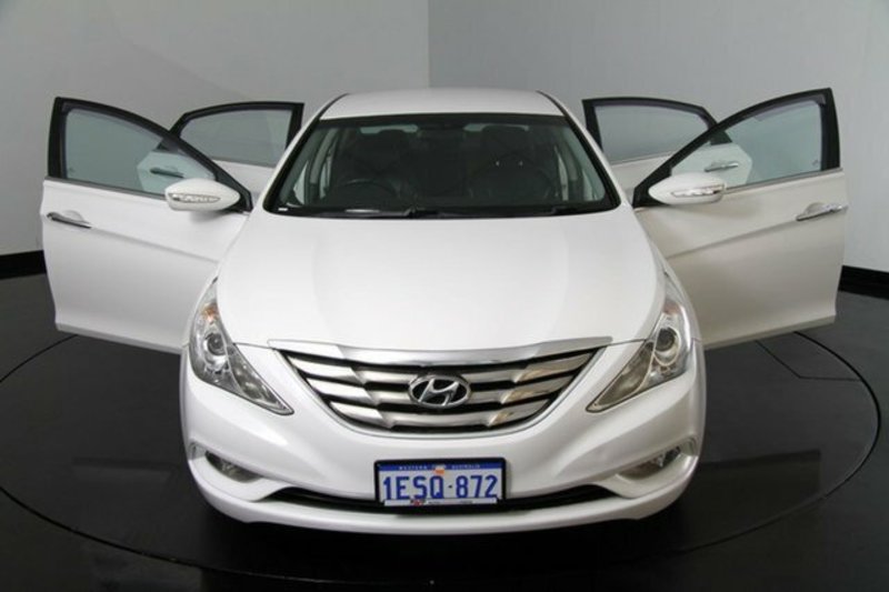 2010 HYUNDAI i45 ELITE YF MY11