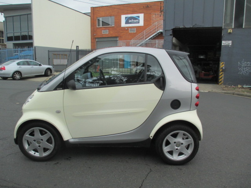 2003 SMART CITY-COUPE