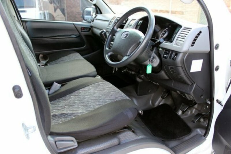 2007 TOYOTA HIACE LWB KDH201R MY07