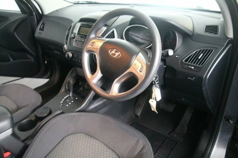 2010 HYUNDAI iX35 ACTIVE (FWD) LM