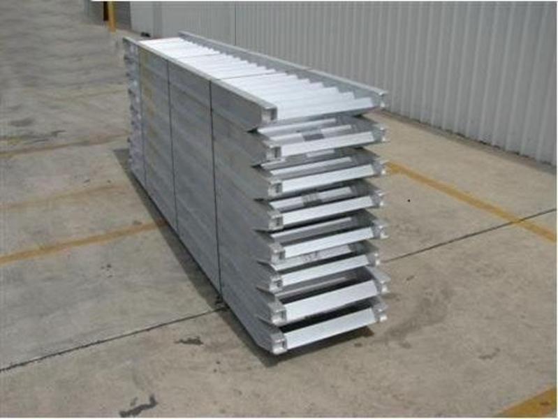 2016 WORKMATE 8 TON ALLOY LOADING RAMPS