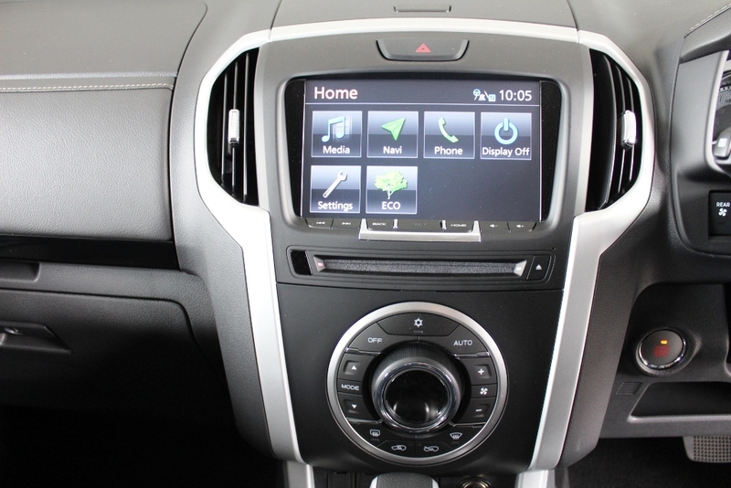 2017 ISUZU MU-X LS-T