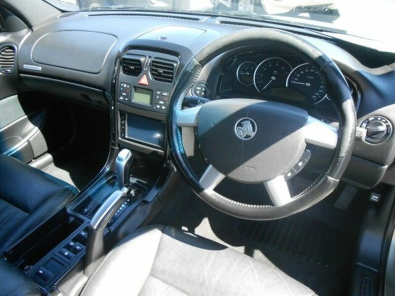 2005 HOLDEN CALAIS VZ