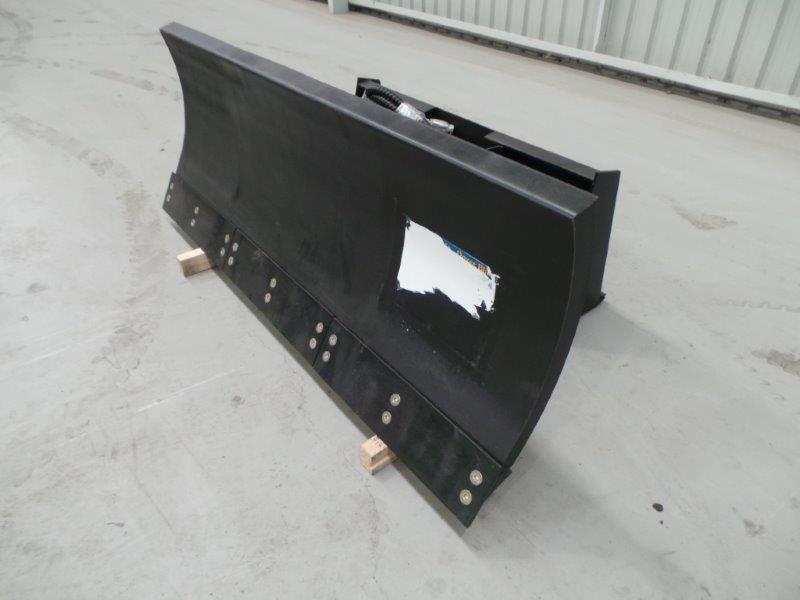 2016 WORKMATE 1830MM DOZER BLADES