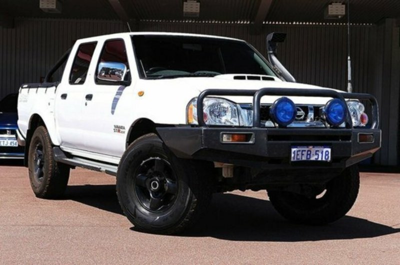2012 NISSAN NAVARA ST-R SPECIAL EDITION (4x4) D22 SERIES 5