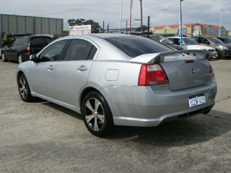 2007 MITSUBISHI 380 VR-X DB SERIES III