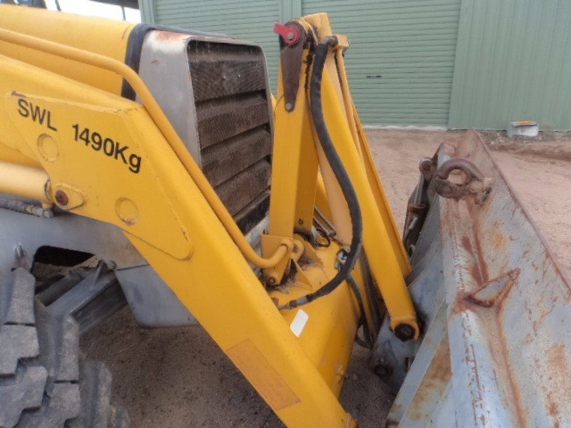 1985 MASSEY FERGUSON MF860 MF860 Loader