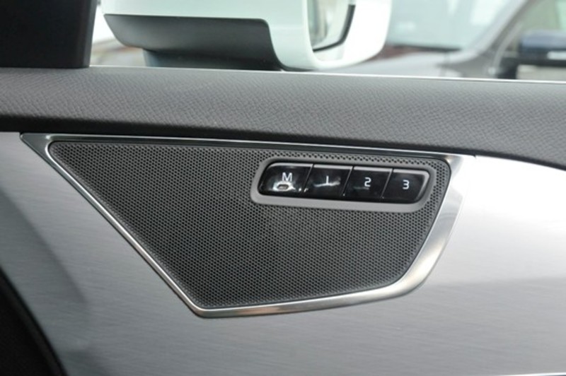 2015 VOLVO XC90 D5 MOMENTUM L Series
