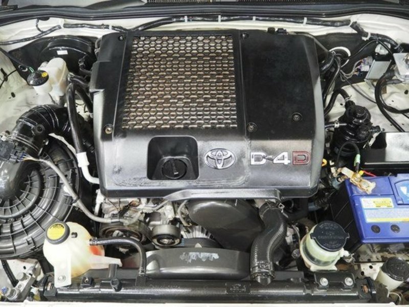 2008 TOYOTA HILUX SR (4x4) KUN26R 08 UPGRADE