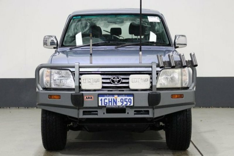 2002 TOYOTA LANDCRUISER PRADO ADVANTAGE (4x4) VZJ95R