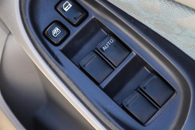 2004 NISSAN PULSAR N16