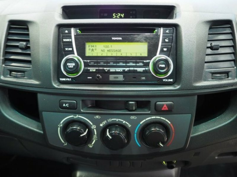 2012 TOYOTA HILUX SR (4x4) KUN26R MY12