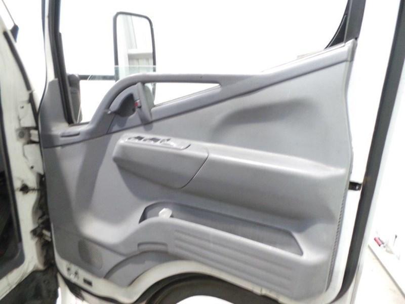 2005 MITSUBISHI FE84 CANTER