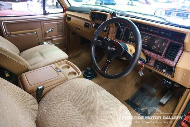 1986 FORD BRONCO (4x4)