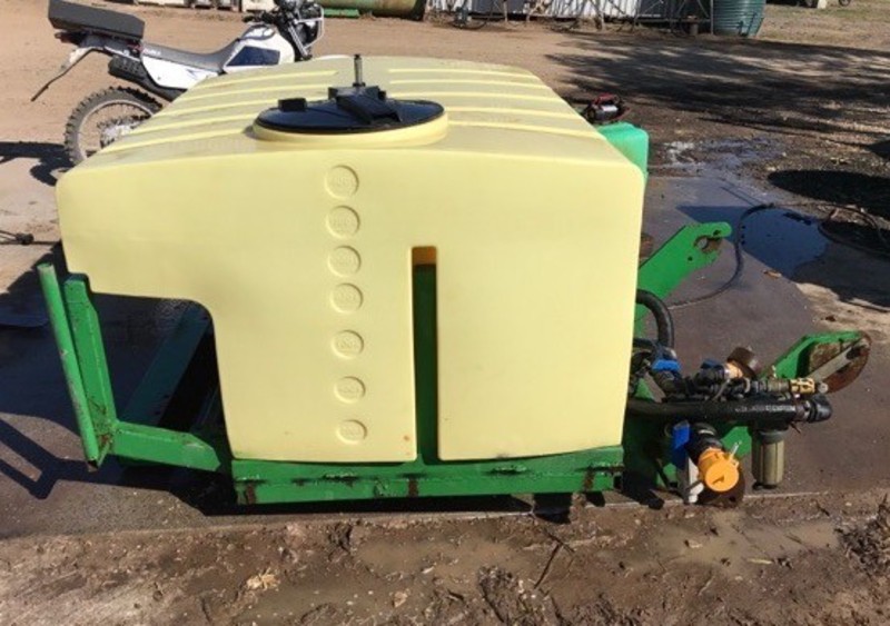 Hardi 1400L Front Tank Sprayer