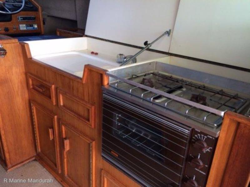Leeder 28 Flybridge Electronic controls! Full refurb!! *****$39990****
