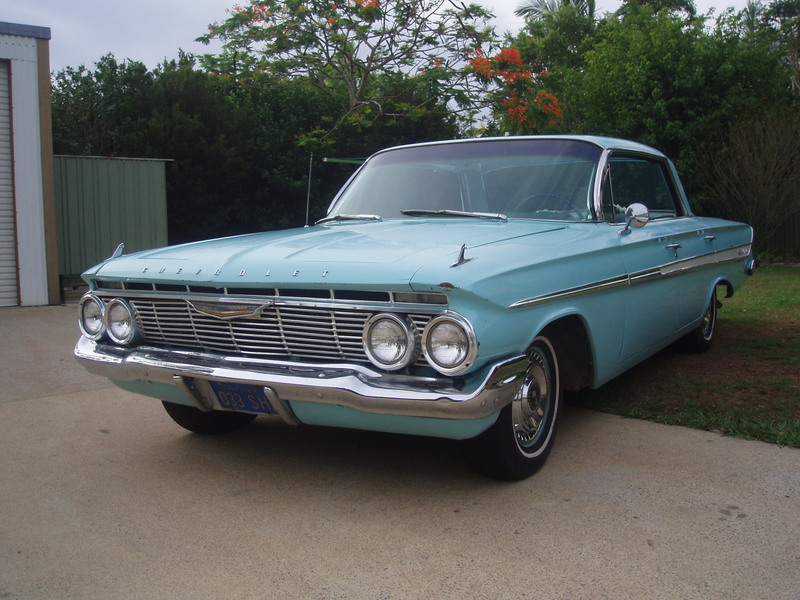 1961 CHEVROLET IMPALA 4 Door Hardtop Super Sports