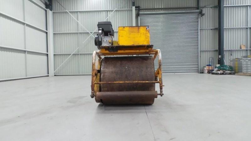MENTAY CRICKET PITCH ROLLER