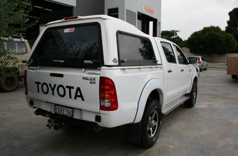 2009 TOYOTA HILUX SR (4x4) KUN26R 08 UPGRADE