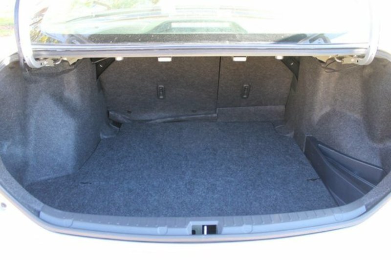 2013 TOYOTA COROLLA ASCENT ZRE152R MY11