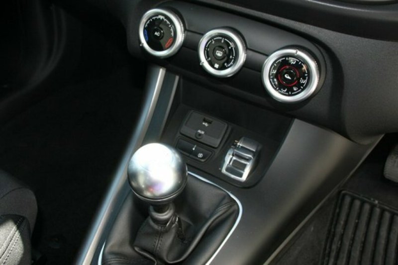 2014 ALFA ROMEO GIULIETTA PROGRESSION 1.4