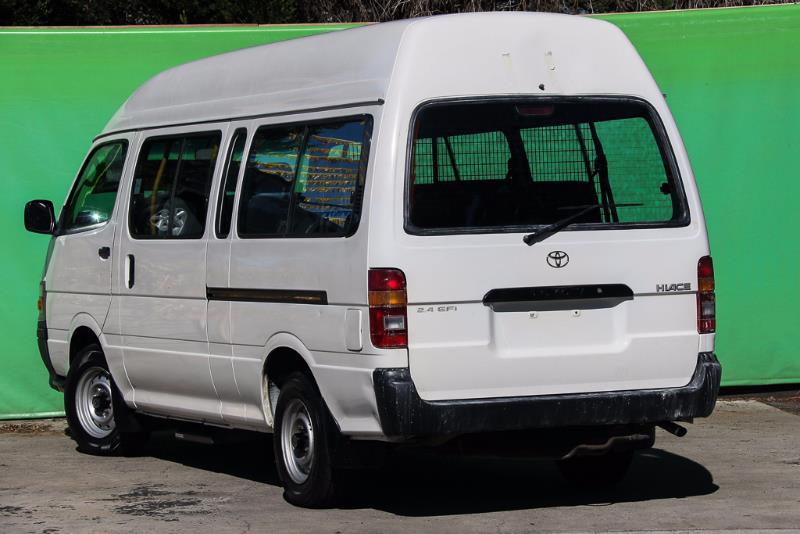 2003 TOYOTA HIACE COMMUTER RZH125R