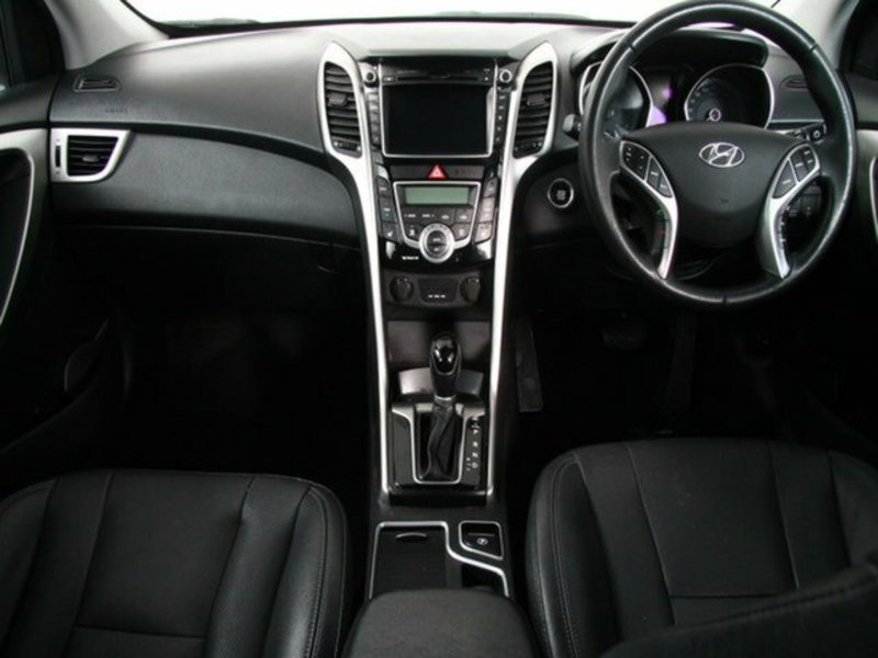 2013 HYUNDAI i30 PREMIUM GD