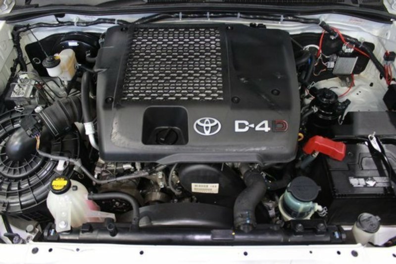 2012 TOYOTA HILUX SR (4x4) KUN26R MY12