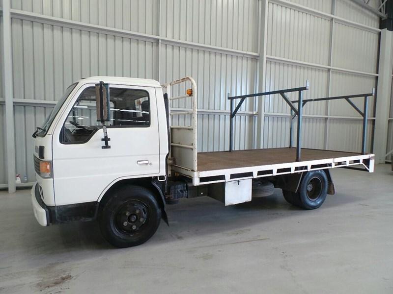 MAZDA T3500
