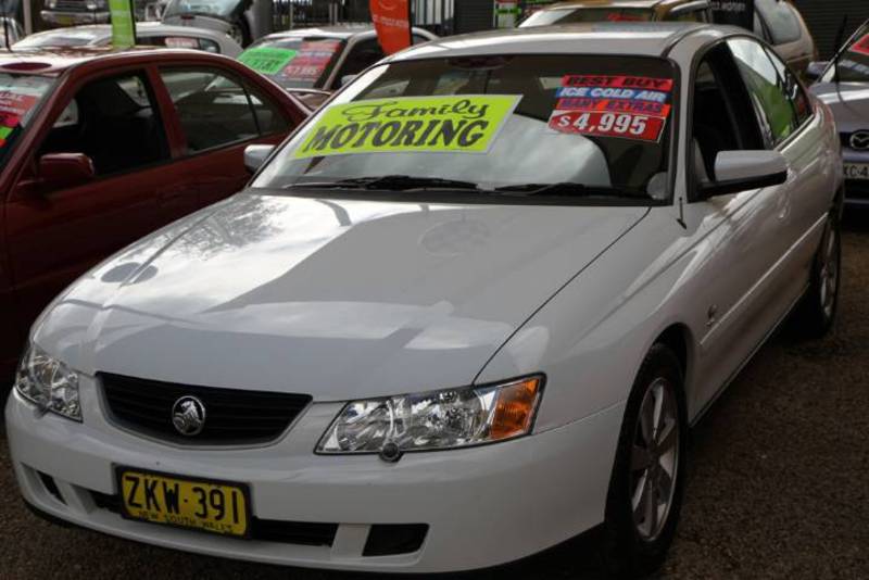 2004 HOLDEN COMMODORE EQUIPE VYII