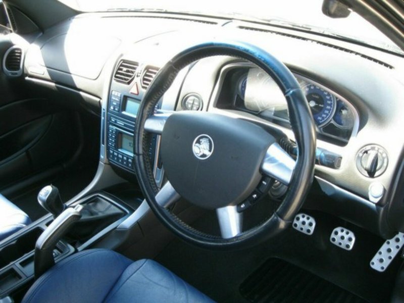 2005 HOLDEN COMMODORE SS VZ