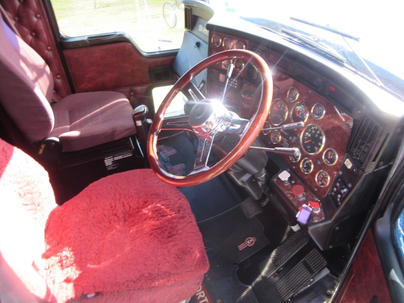 2008 KENWORTH T908 T908 Truck